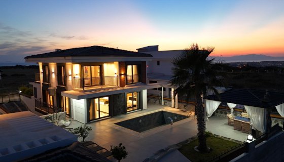 ELEGANT COMPLEX HOMES 2